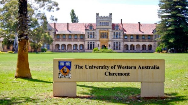 西澳大学世界排名多少位？