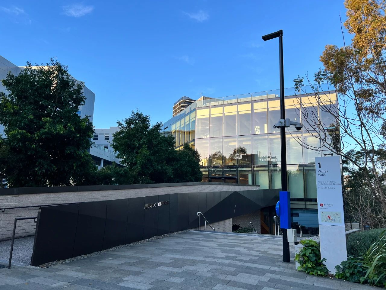 麦考瑞大学相当于国内什么大学？