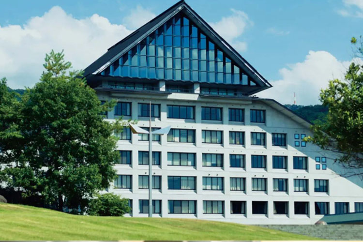日本东北艺术工科大学留学怎么样？日本首家公设民营的私立大学！