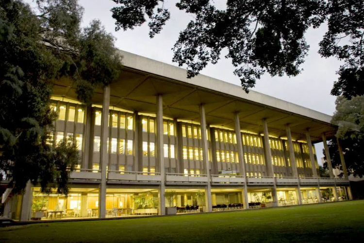 西澳大学的建筑学专业怎么样？就业多前景好收入高!