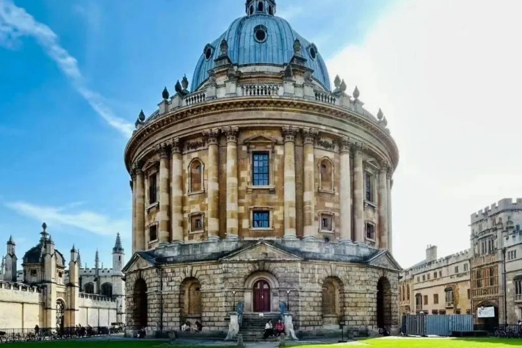 英国牛津大学研究生入学资格介绍