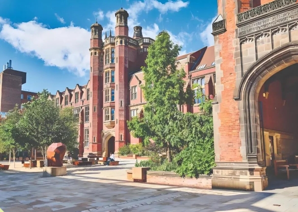 英国纽卡斯尔大学学费多少？一年20万够不够