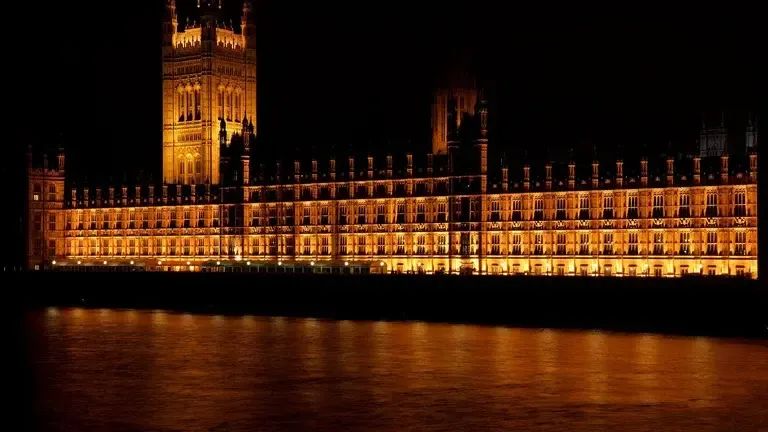 百强名校谢菲尔德，景观、音乐位列全英第三