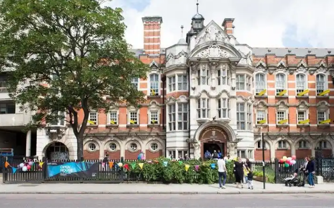 坎伯韦尔艺术学院学费大概需要多少—英国留学