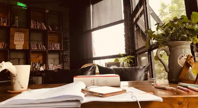 艺术生出国读大学作品集该怎么准备呢