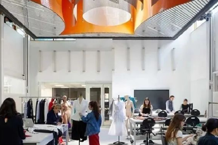 2025澳洲艺术留学｜rmit服装设计研究生录取要求一览