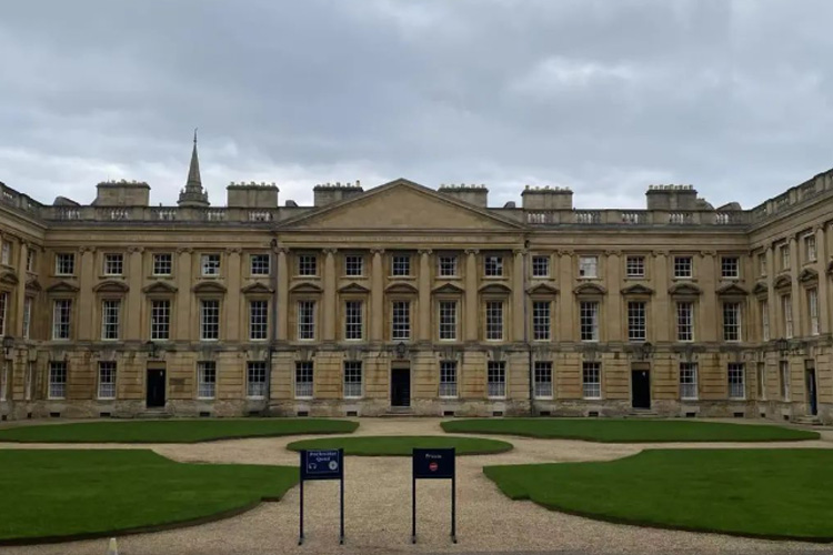 2025英国艺术留学｜牛津大学纯艺术研究生申请条件详情介绍