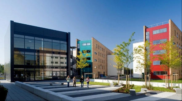 2025英国布鲁内尔大学排名！工程与设计王牌领域实力强劲！
