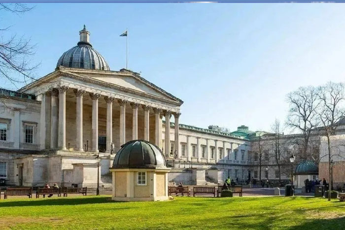 英国伦敦大学