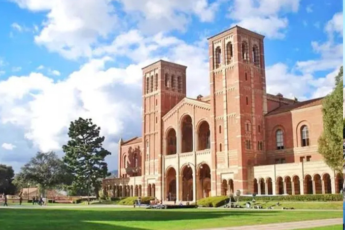 加州大学
