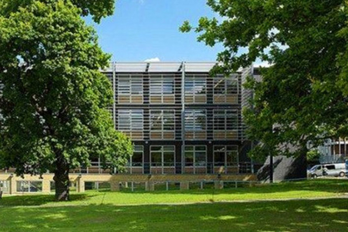 英国赫德福德大学
