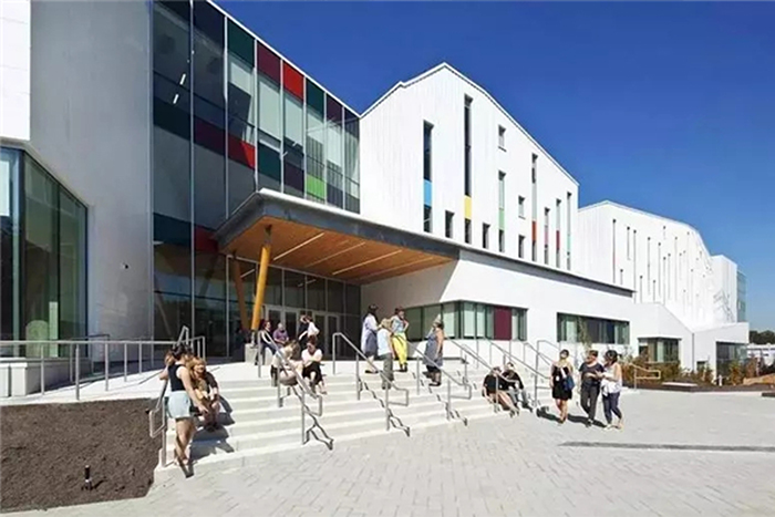 英国音乐学院需要高考文化分吗