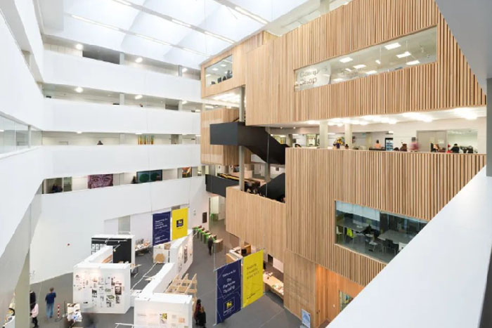 英国伯明翰城市大学世界排名