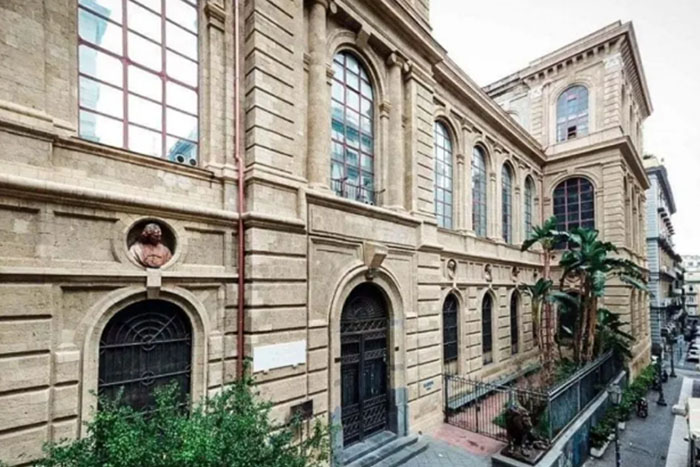 那不勒斯美术学院申请条件