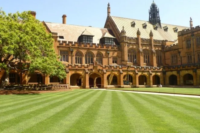 墨尔本大学研究生申请条件
