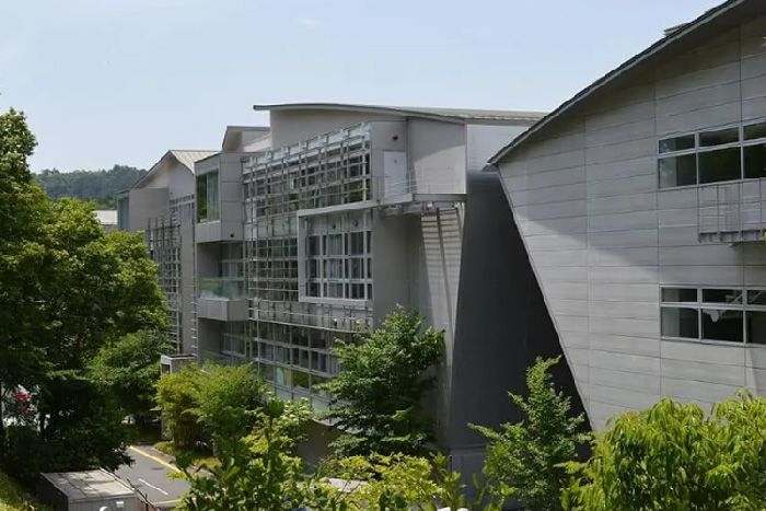 京都精华大学漫画学部