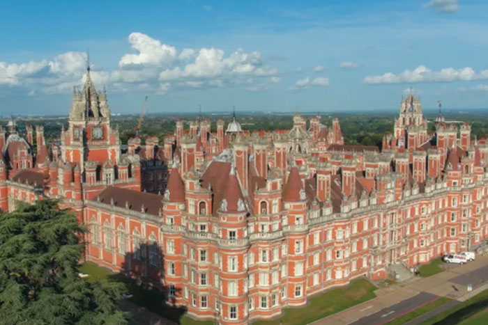 英国奢侈品管理专业大学