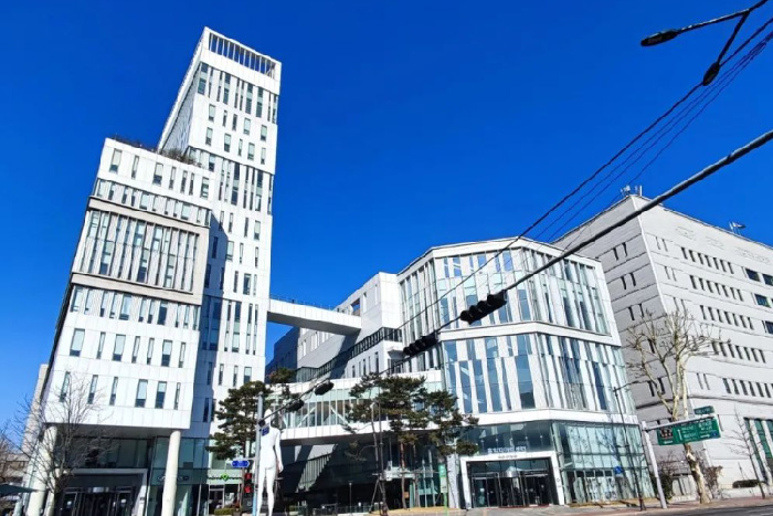 专科毕业可以去韩国留学吗