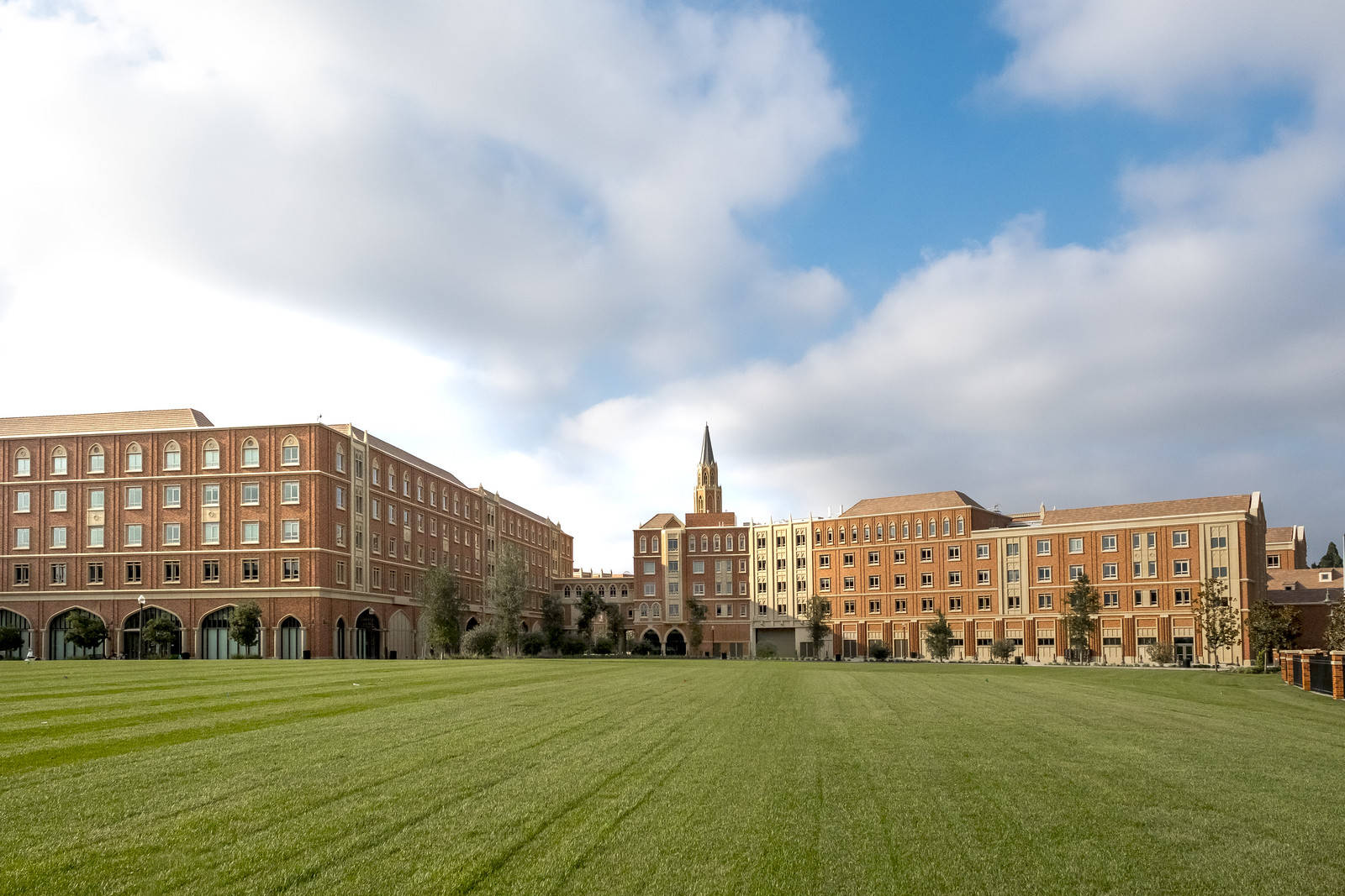 aa建筑联盟学院学费