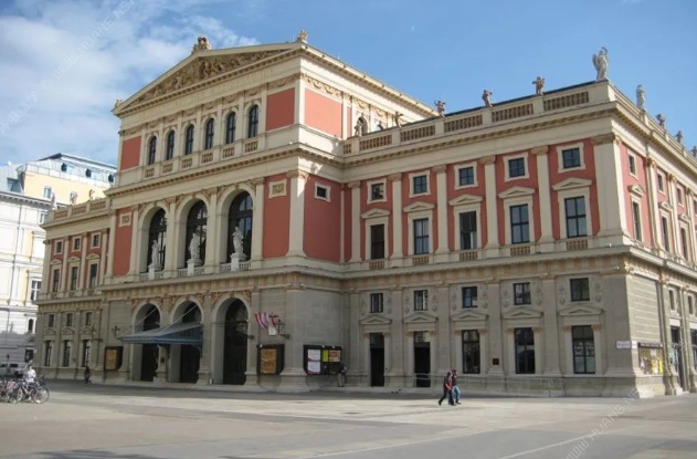 维也纳音乐学院留学费用是多少？