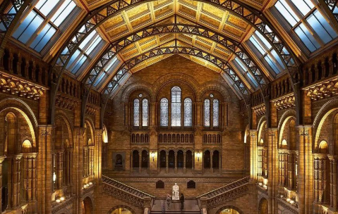 英国皇家音乐学院和伦敦大学皇家音乐学院哪个好？